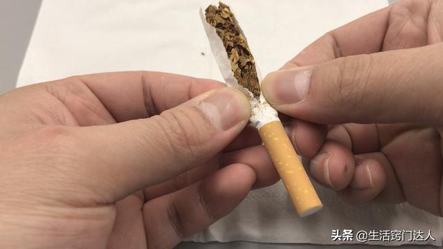 香烟和食盐放在一起可祛除异味